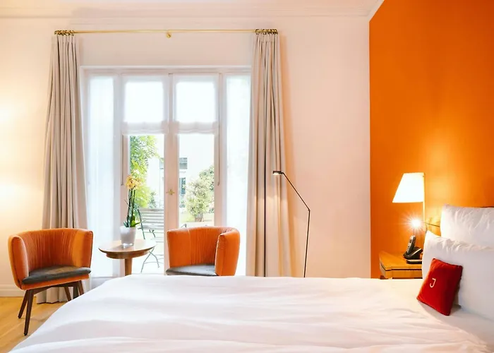 Louis C Jacob, Hamburg, Autograph Collection Hotel 5*
