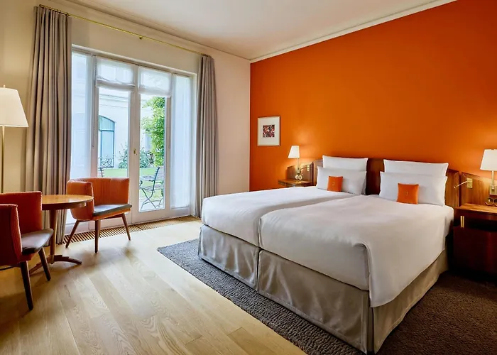 Louis C Jacob, Hamburg, Autograph Collection Hotel 5*